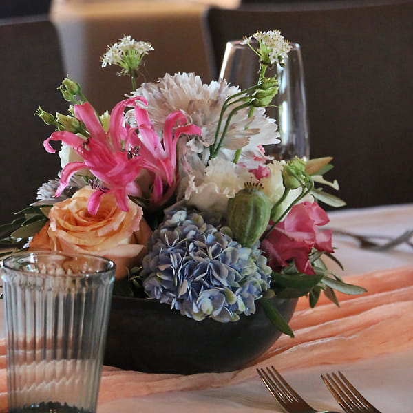 blumen-dauner-gerstetten-hochzeit-tischschmuck-06-min
